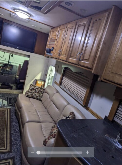 2008 Cascadia Dual Slide United, 450MBZ, Automatic, 103K Miles, Loaded, Available Today - Image 8
