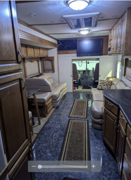 2008 Cascadia Dual Slide United, 450MBZ, Automatic, 103K Miles, Loaded, Available Today - Image 9