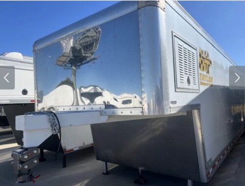 1996 T&E 48" Aluminum Gooseeneck, 12KW Diersel Generator, A/C, Arrow Awning, Triple Axel, Available Today - Image 4