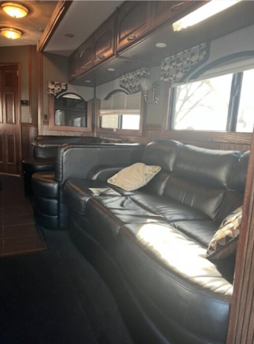 2009 Renegade Dual Slide Cascadia Coach, 105K Miles,Lots of Sleeping, Side Isle Mid Bath Floor Plan, Loaded, Available Today - Image 12
