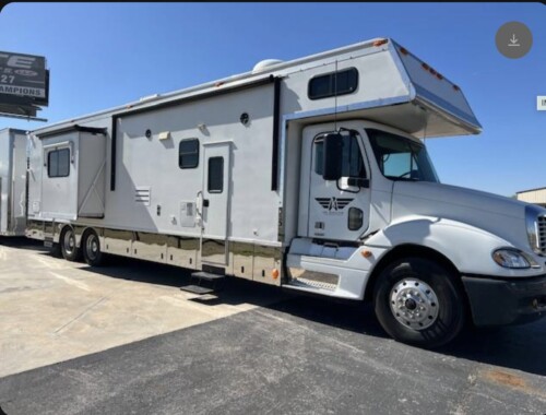 2008 Renegade Columbia Dual Slide Garage Unit, 153k Miles, 450MBZ, Automatic, 9' Garage With Lift Gate - Image 10