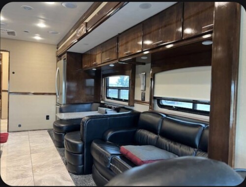 2018 Renegade Classic Cascadia Quad Slide Model 3400AM, 38K Miles, Cummins 600HP, Allison Automatic, Available Today - Image 28