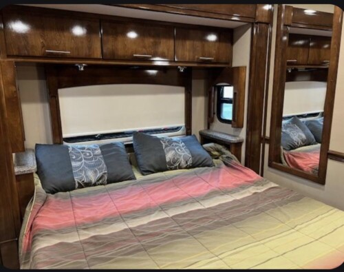 2018 Renegade Classic Cascadia Quad Slide Model 3400AM, 38K Miles, Cummins 600HP, Allison Automatic, Available Today - Image 35