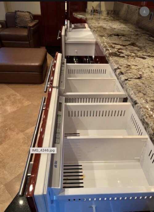 2010 Custom 7 Slide Living Quarters, 2 Bedroom/Bathrooms, Big Salon, Awesome Unit - Image 13