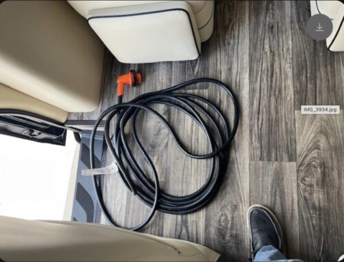 2021 Mercedes Luxe Midwest Automotive Designs Van D-6, 18K Miles, Pristine - Image 18