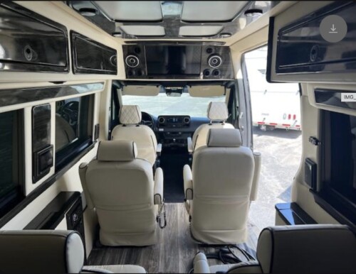 2021 Mercedes Luxe Midwest Automotive Designs Van D-6, 18K Miles, Pristine - Image 19