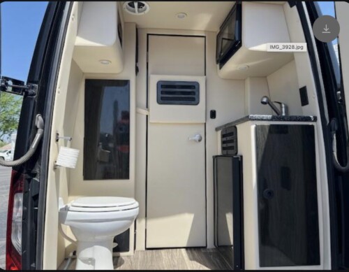 2021 Mercedes Luxe Midwest Automotive Designs Van D-6, 18K Miles, Pristine - Image 10