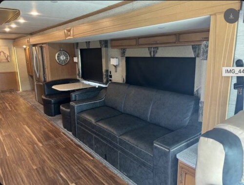 2019 Newmar Ventana Model 4037 Triple Slide, 360HP, 23K Miles, Available Today - Image 10