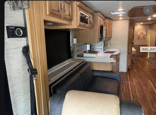 2019 Newmar Ventana Model 4037 Triple Slide, 360HP, 23K Miles, Available Today - Image 11