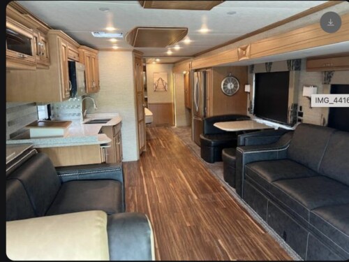 2019 Newmar Ventana Model 4037 Triple Slide, 360HP, 23K Miles, Available Today - Image 12