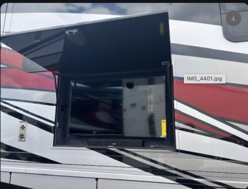 2019 Newmar Ventana Model 4037 Triple Slide, 360HP, 23K Miles, Available Today - Image 16