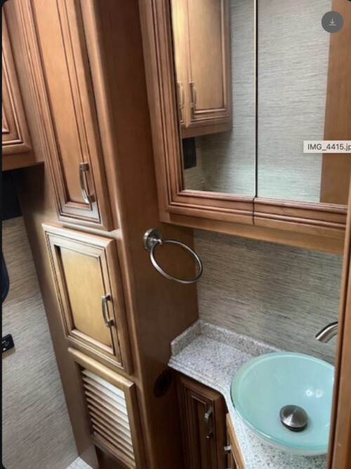 2019 Newmar Ventana Model 4037 Triple Slide, 360HP, 23K Miles, Available Today - Image 17