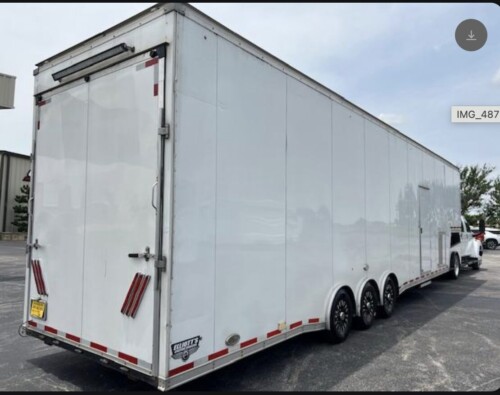 2019 United 42' Gooseneck, Set up for Sprint/Dirt Cars, Available Today - Image 4