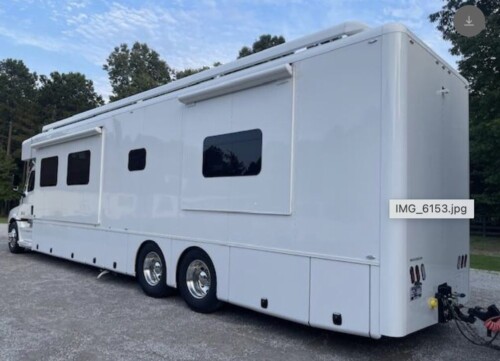 2025 NRC Quad Slide 2 Bath Cascadia, Loaded and Available Today - Image 3