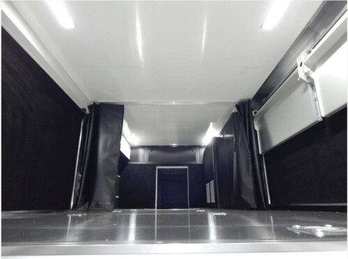 2024 T&E 53' Transporter, Bathroom W/Shower, Hydraulic Tilt Lift Gate, Pristine - Image 16
