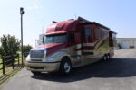 2008 Columbia Triple Crown Silver Crown Coach, 134K Miles, Loaded