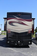 2016 XL Triple Slide Bunk 2 Bath Cascadia, 525 Cummins, Automatic, 107K Miles - Image 4