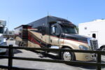 2016 XL Triple Slide Bunk 2 Bath Cascadia, 525 Cummins, Automatic, 107K Miles - Image 8