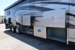 2008 Silver Crown Dual Slide 70K Miles, 515 Detroit, Automatic, Loaded, Available Today - Image 4