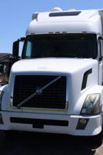 2011 Volvo Showhauler Slide Out Coach, 465HP, Auto Shift Built on Pre-Emissions 05 Truck - Image 8