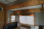 2011 Volvo Showhauler Slide Out Coach, 465HP, Auto Shift Built on Pre-Emissions 05 Truck - Image 19