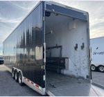 2004 Featherlite 39' Aluminum Gooseneck, Generator, Awning, Office. - Image 3