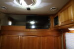 2017 Dual Slide NRC Cascadia, Loaded, 197K Miles, Lots of Sleeping, Immaculate - Image 37