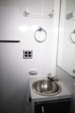 KW & Competition Semi W/Living Quarters, Loaded, Available Today - Image 11