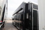 2024 United 32' Stacker Tag, power Awnings, 17.5 Wheels & Tires, Immaculate - Image 5