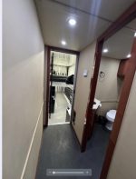 KW & 2013 T&E 44' Tilt Lift Gate Transporter, Bathroom W/Shower, Lounge, Pristine Rig - Image 19