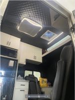 KW & 2013 T&E 44' Tilt Lift Gate Transporter, Bathroom W/Shower, Lounge, Pristine Rig - Image 8