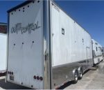 2004 Wild Side 30' Lift Gate Tag, 17.5 Wheels & Tires, Tool Boxes, Cabinets, Awning - Image 2
