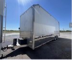 2004 Wild Side 30' Lift Gate Tag, 17.5 Wheels & Tires, Tool Boxes, Cabinets, Awning - Image 4