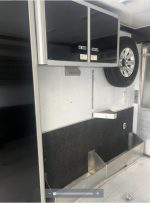 2016 Intech 32' Aluminum Tag, Pro Awning, A/C, Generator, Lots of Cabinets & Storage - Image 19