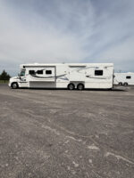 2010 Cascadia Showhauler Dual Slide Garage Coach, DD-15, Automatic, 155K Miles
