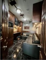 2014 Pete 389 & 2009 Renegade 52' Transporter W/Living Quarters, - Image 8
