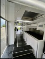 2014 Pete 389 & 2009 Renegade 52' Transporter W/Living Quarters, - Image 24