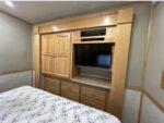 2010 Cascadia Showhauler Dual Slide Garage Coach, DD-15, Automatic, 155K Miles - Image 36