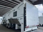 2010 Cascadia Showhauler Dual Slide Garage Coach, DD-15, Automatic, 155K Miles - Image 42