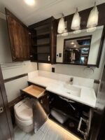 2021 Renegade Cascadia Triple Slide Totor - Image 33