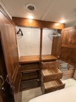 2020 Verona LE Triple Slide Coach, 49K Miles, 350HP Cummins, Washer/Dryer, Loaded - Image 21