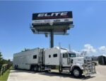 KW & 2013 T&E 44' Tilt Lift Gate Transporter, Bathroom W/Shower, Lounge, Pristine Rig