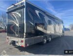 2008 Renegade Dual Slide Columbia, Side Isle Floor Plan, 450MBZ, Automatic - Image 2
