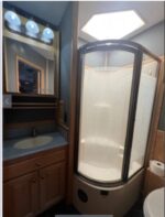 2008 Renegade Dual Slide Columbia, Side Isle Floor Plan, 450MBZ, Automatic - Image 18
