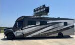 2020 Verona LE Triple Slide Coach, 49K Miles, 350HP Cummins, Washer/Dryer, Loaded
