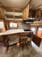 2015 NRC Triple Slide Coach, 120k Miles, Loaded - Image 21