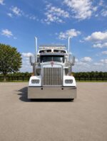 2022 Competition 56’ Trailer with 2000 Kenworth Truck - Image 4