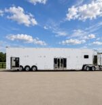2022 Competition 56’ Trailer with 2000 Kenworth Truck - Image 7