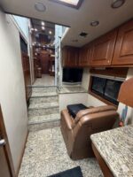 2026 Peterbilt 589 72" Flattop with 2006 56' T&E Semi Trailer - Image 32