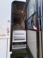 2024 Peterbilt Renegade Totorhome- NEW - Image 12